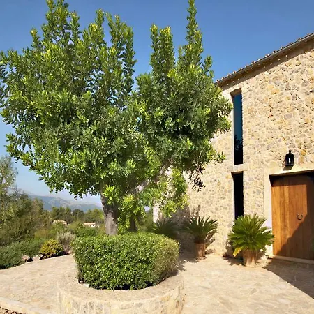 Alzina Villa *