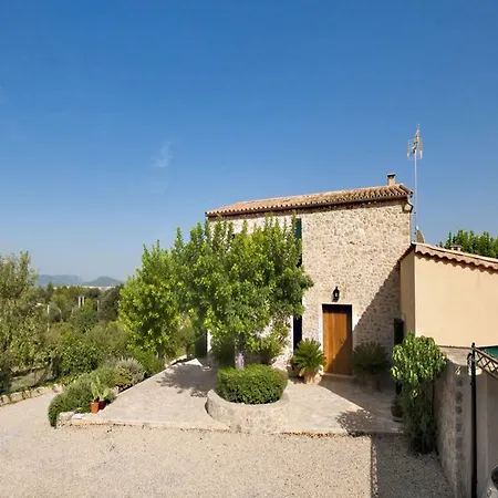 Alzina Villa